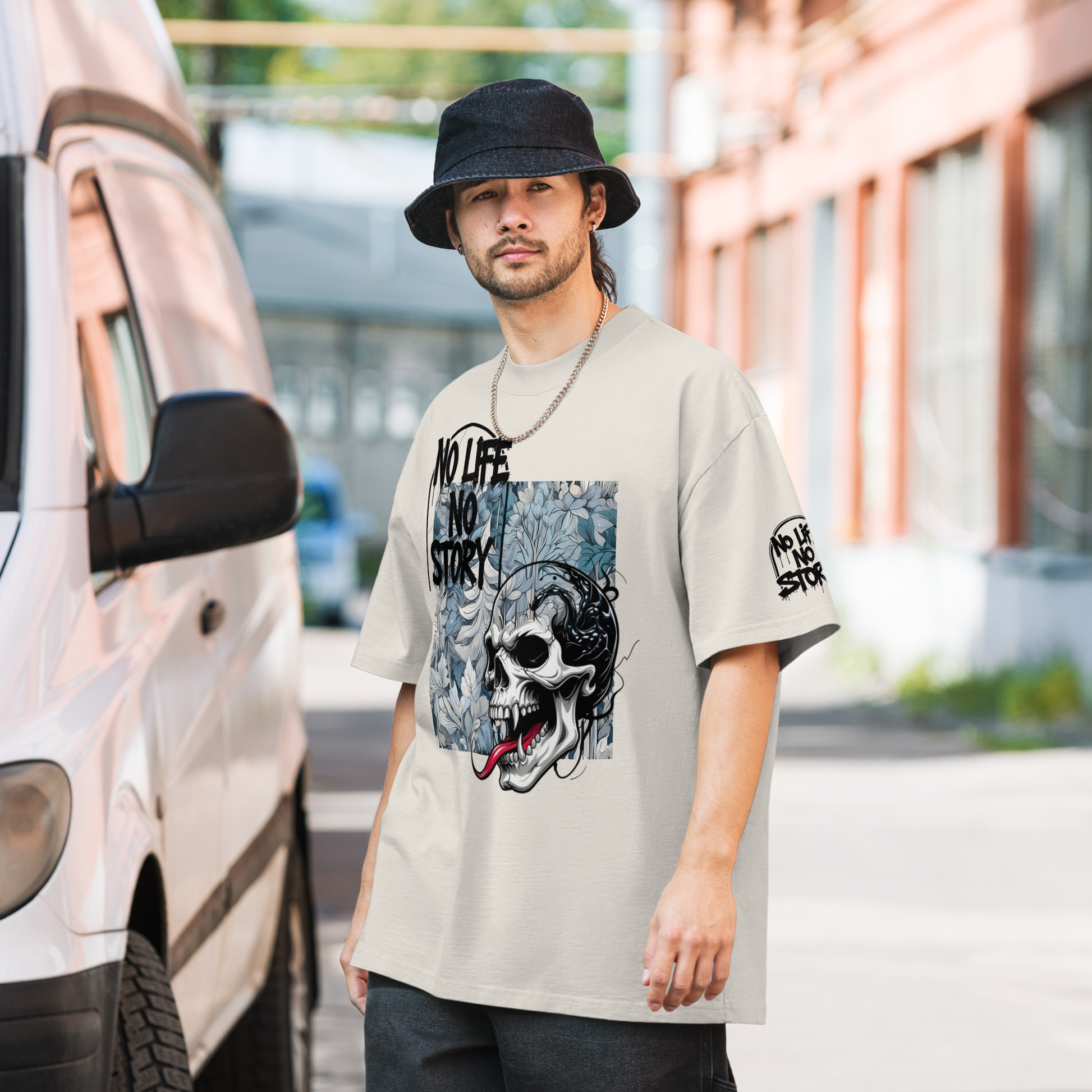 Oversized faded streetwear T-shirt with bold graffiti text “No Life No Story” printed on heavyweight cotton – urban unisex design by FGH Collective
