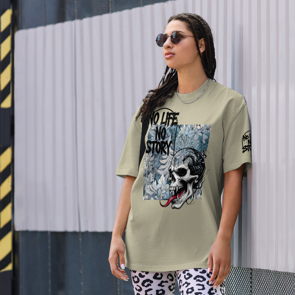 Oversized faded streetwear T-shirt with bold graffiti text “No Life No Story” printed on heavyweight cotton – urban unisex design by FGH Collective
